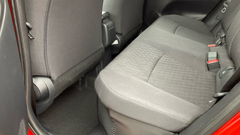 Toyota Yaris 1.5 Hybrid Design 5dr CVT Hybrid Hatchback